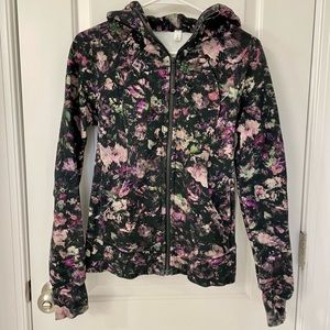 lululemon Scuba Hoodie size 4